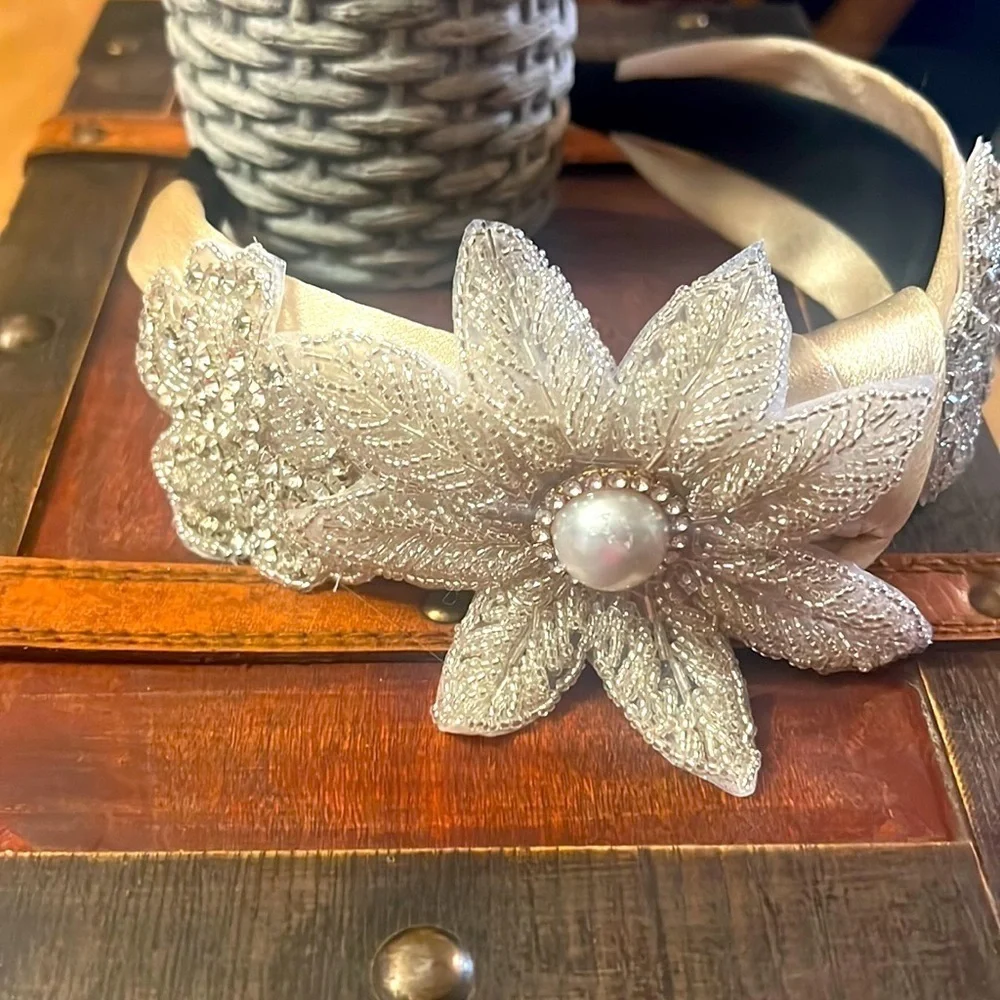 Elegant Rhinestone Headband